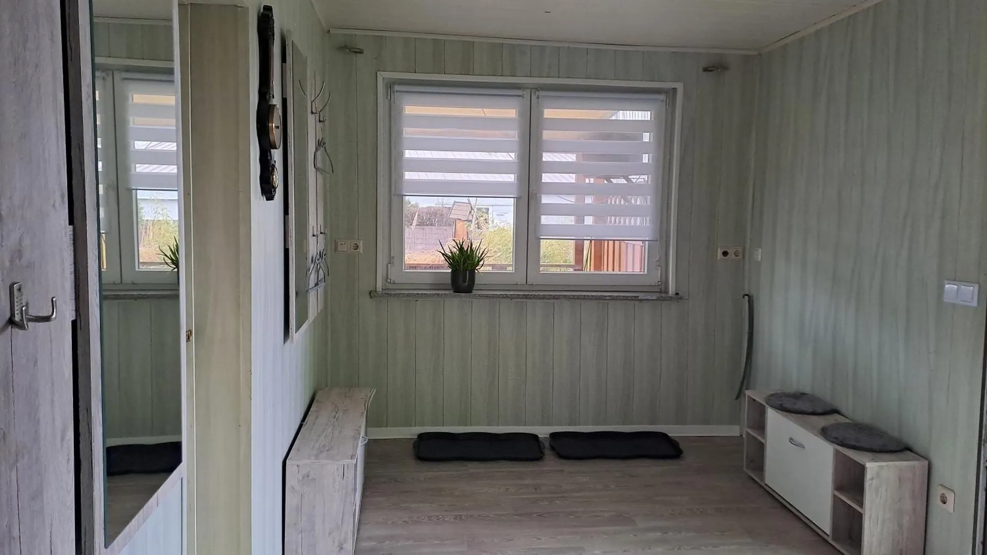 Nyaraló Ferienhaus „Zum Alten Froehlich“ Drezda